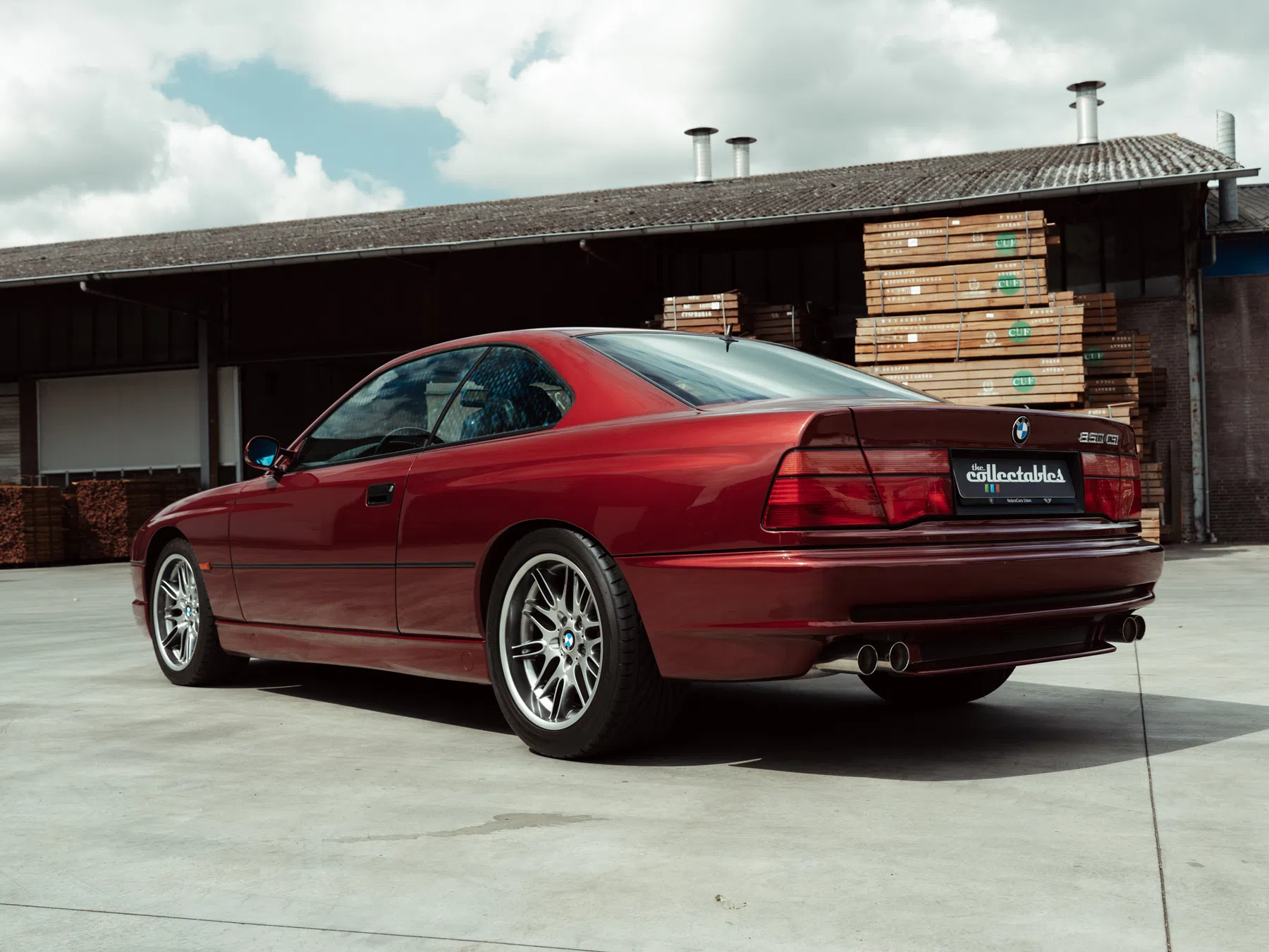 BMW 850CSi rood